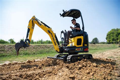 fully electric mini excavator